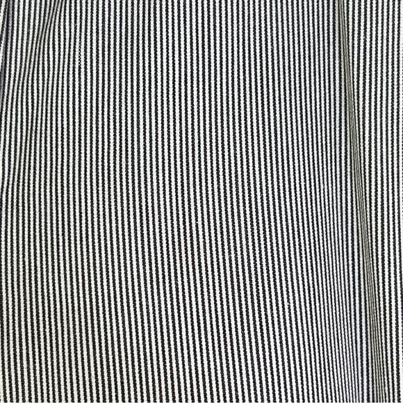 Willi Smith Size 10 Brown & White Pin Striped Capris - Picture 4 of 8